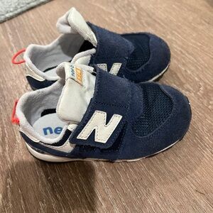 New Balance 574 NEW-B HOOK & LOOP Toddler Boys Navy White Sneakers XW Extra Wide